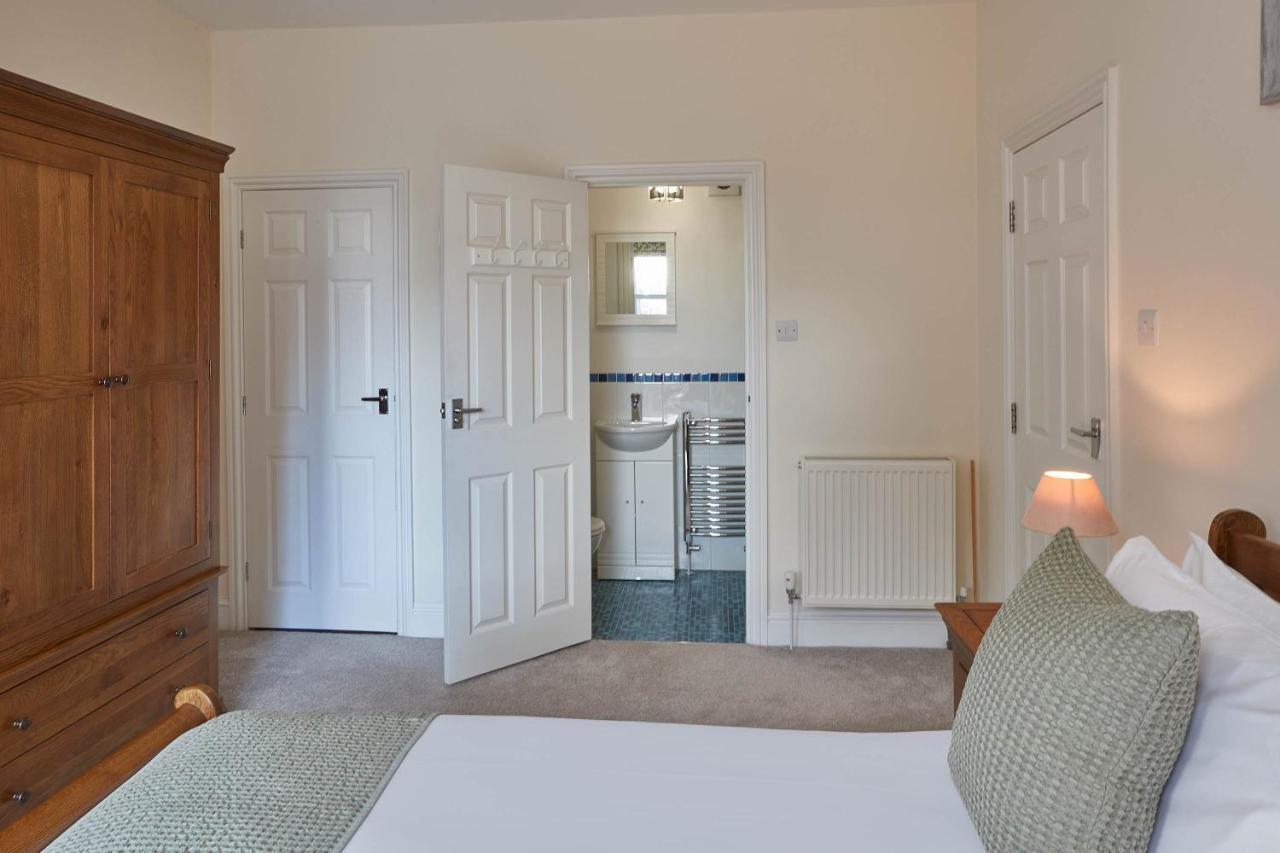 Host & - Church Square Eskape Apartment